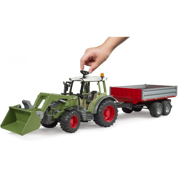 ������� ���������. ������� Fendt Vario 211 � �������� �������������� �� ��������